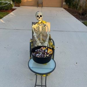 Meet your Posher, Barry